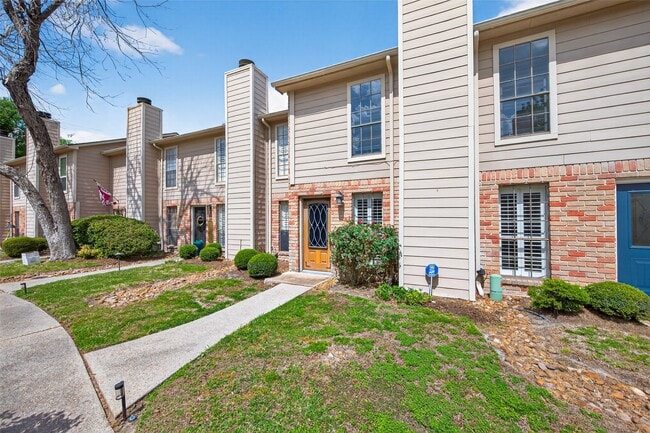 Building Photo - 6700 Richardson Rd