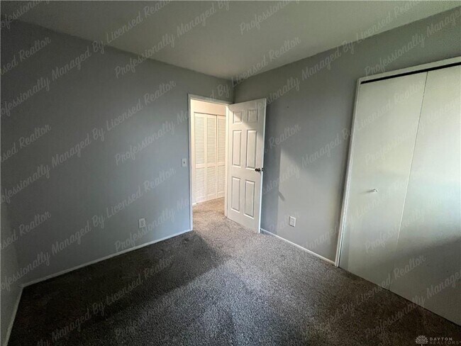 Building Photo - 170 Pinecone Ln