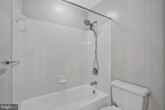 Building Photo - 2819 St Croix Dr