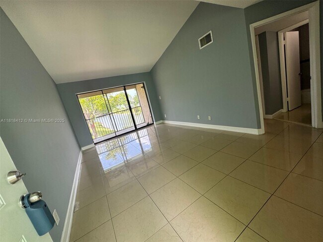 Building Photo - 8787 NW 39th St