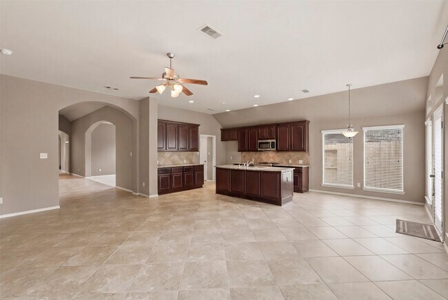Building Photo - 2935 Fair Chase Dr