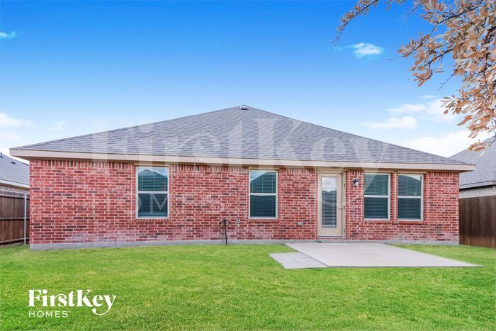 Building Photo - 3350 Emerson Rd