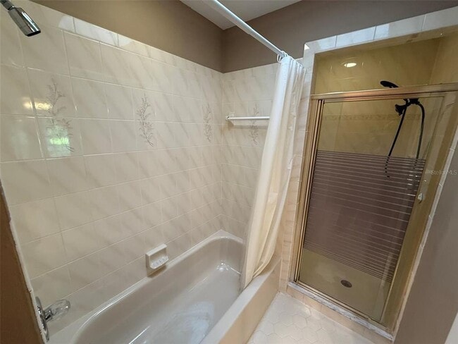 Building Photo - 4270 Ascot Dr