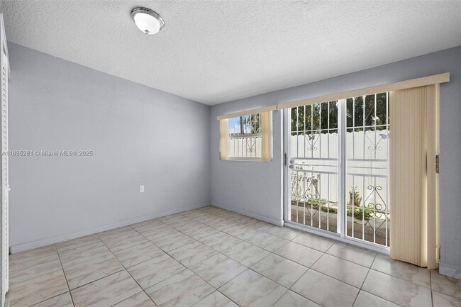 Building Photo - 2028 SW 103rd Ct