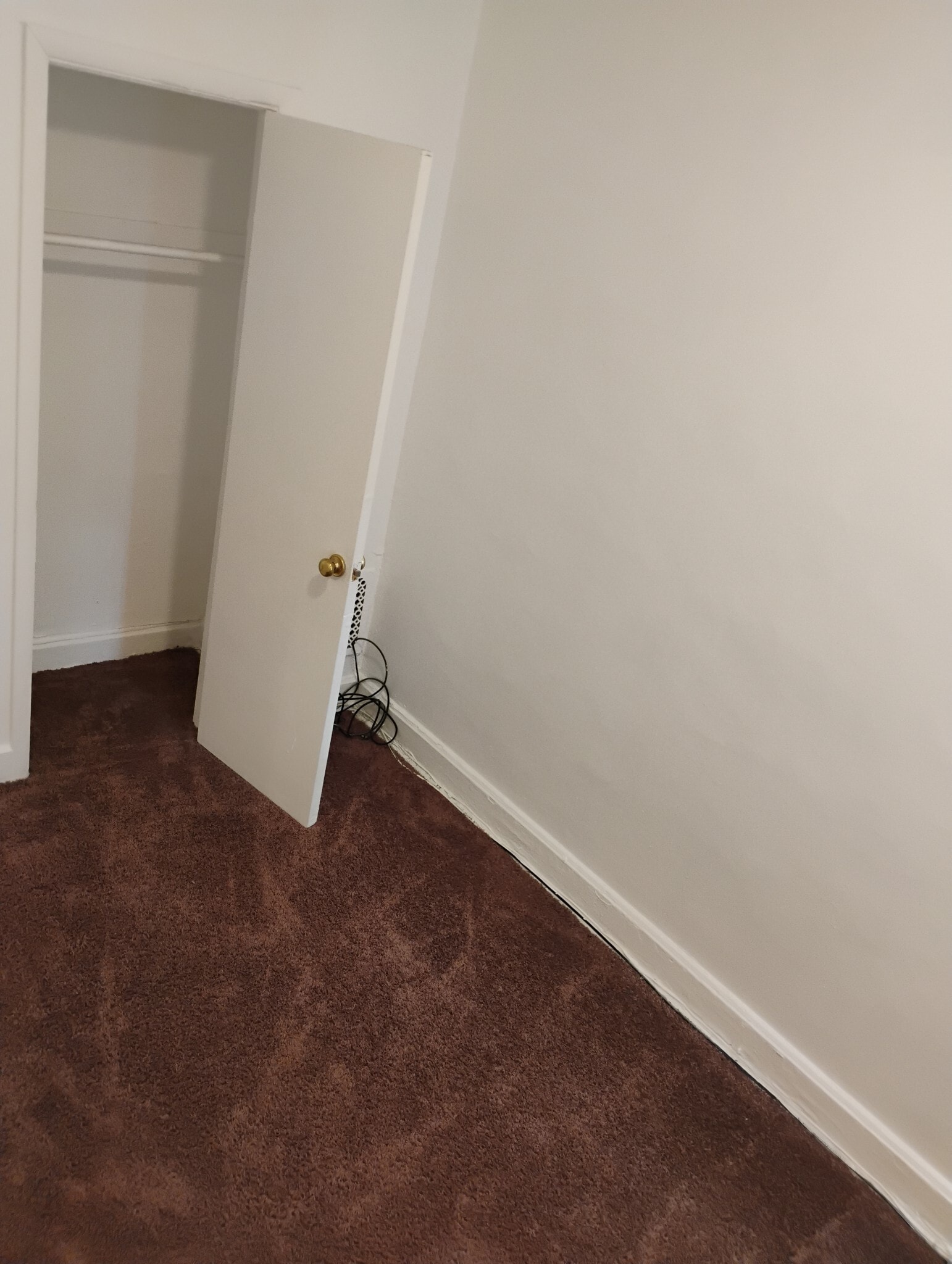 Middle Bedroom - 1631 Carnation St