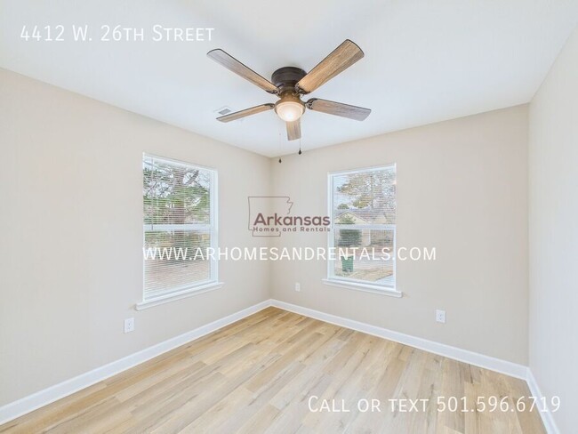 Building Photo - 4412 W 26th St