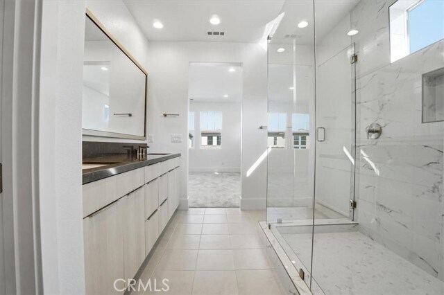 Building Photo - 8 Remy Ln