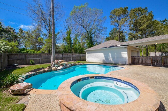 Building Photo - 23615 Banning Point Ct
