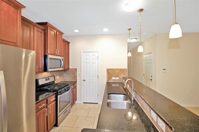 Building Photo - 1603 Airedale Rd