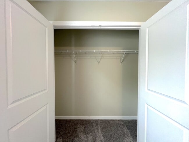 Building Photo - 291 Ranlo Ave