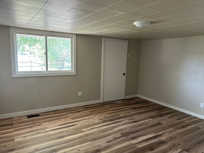 Building Photo - Spacious 3-Bedroom Home for Rent in Evergr...