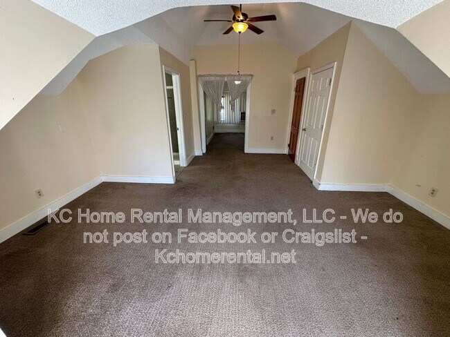 Building Photo - 2826 Harrison St