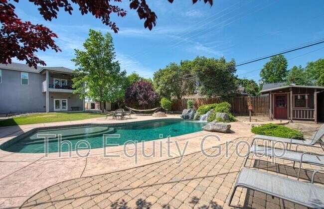 Building Photo - 2148 E College Ave