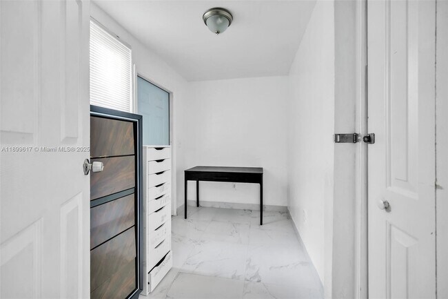 Building Photo - 277 NW 48th St