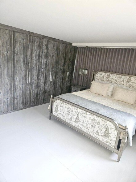 Building Photo - 1151 N Fort Lauderdale Beach Blvd