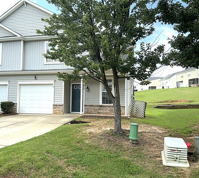 Primary Photo - 612 Woodson Dr