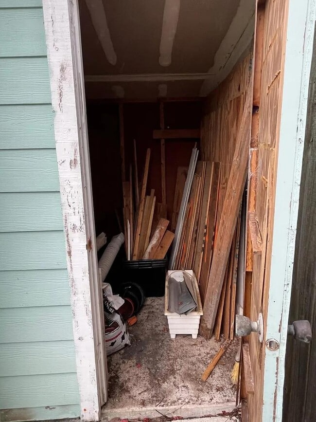 Building Photo - 224 Vista Grande Dr