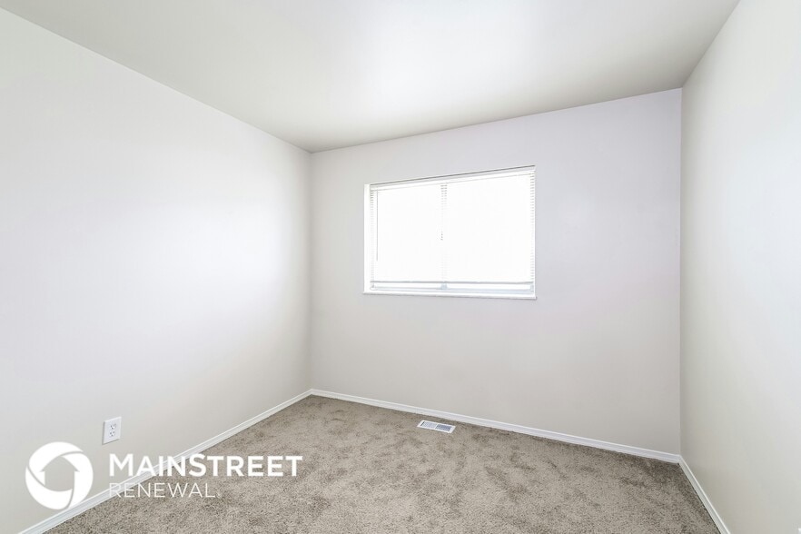 Building Photo - 4 Inverness Ct