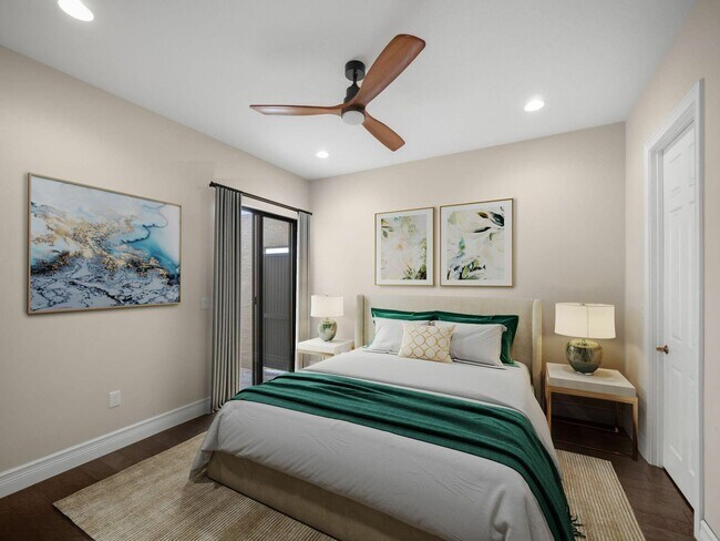 Building Photo - 9931 Bozzano Dr