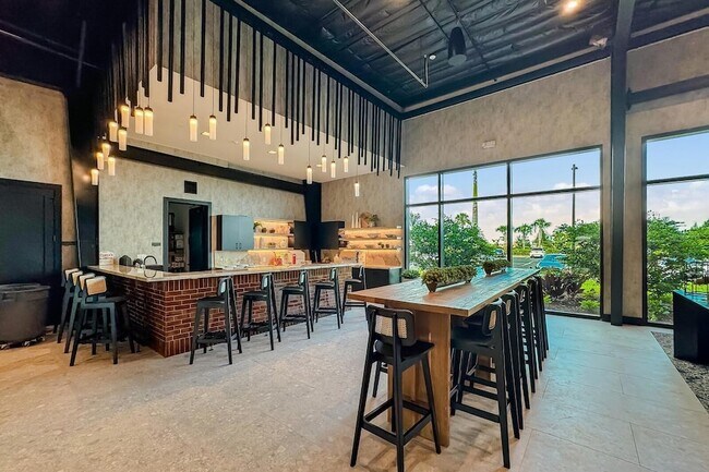 Building Photo - 9312 Tequila Sunrise Dr