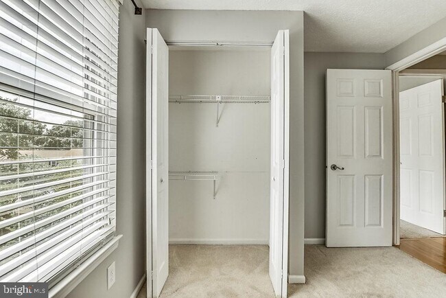 Building Photo - 14623 Stone Crossing Ct
