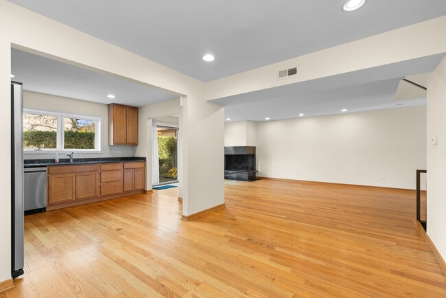 Building Photo - 1723 Wildberry Dr