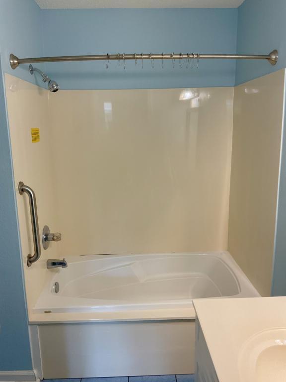 Building Photo - 206 Double Eagle Dr