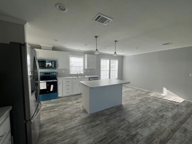 Building Photo - 81 Gazelle Dr