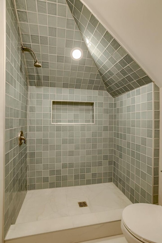 Building Photo - 3509 Howard St