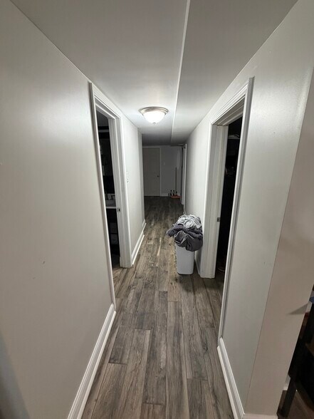 Building Photo - 6022 S Komensky Ave