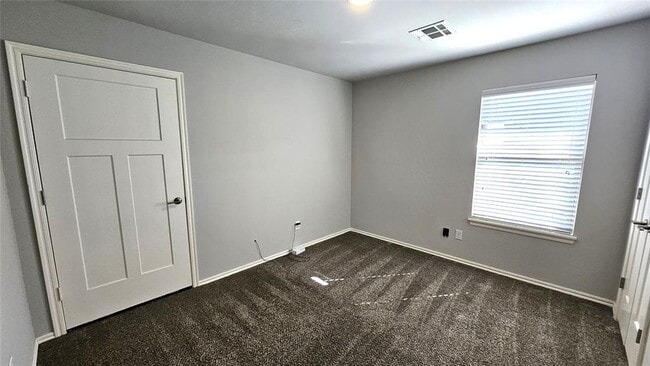 Building Photo - 8801 SW 45th St