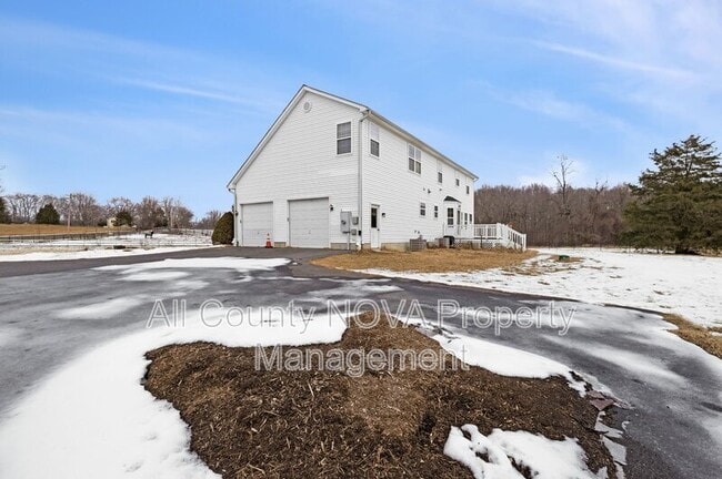 Building Photo - 12105 N Keys Rd