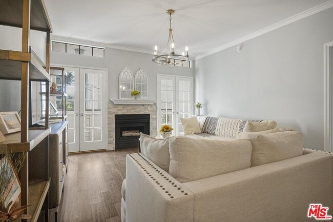 Building Photo - 860 S Lucerne Blvd