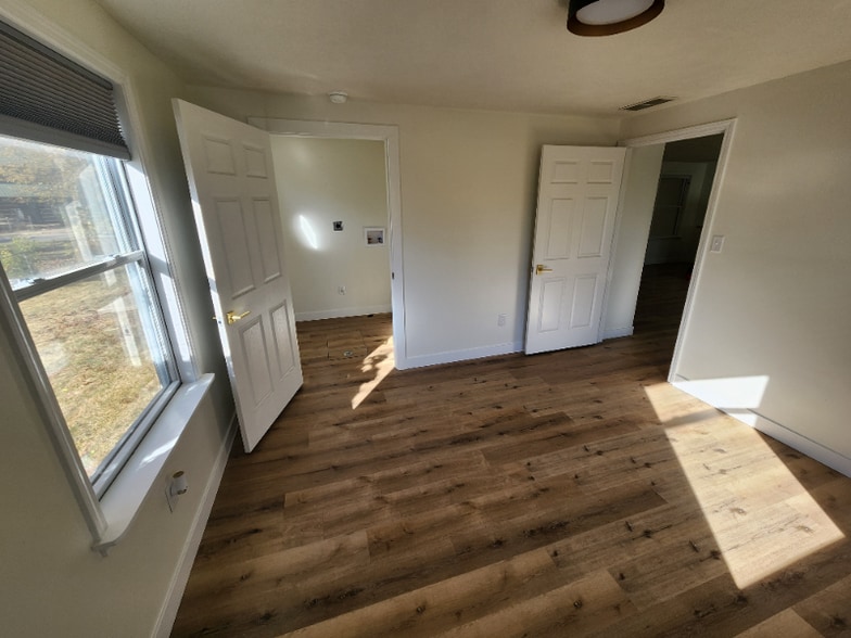 Building Photo - 231 N John St