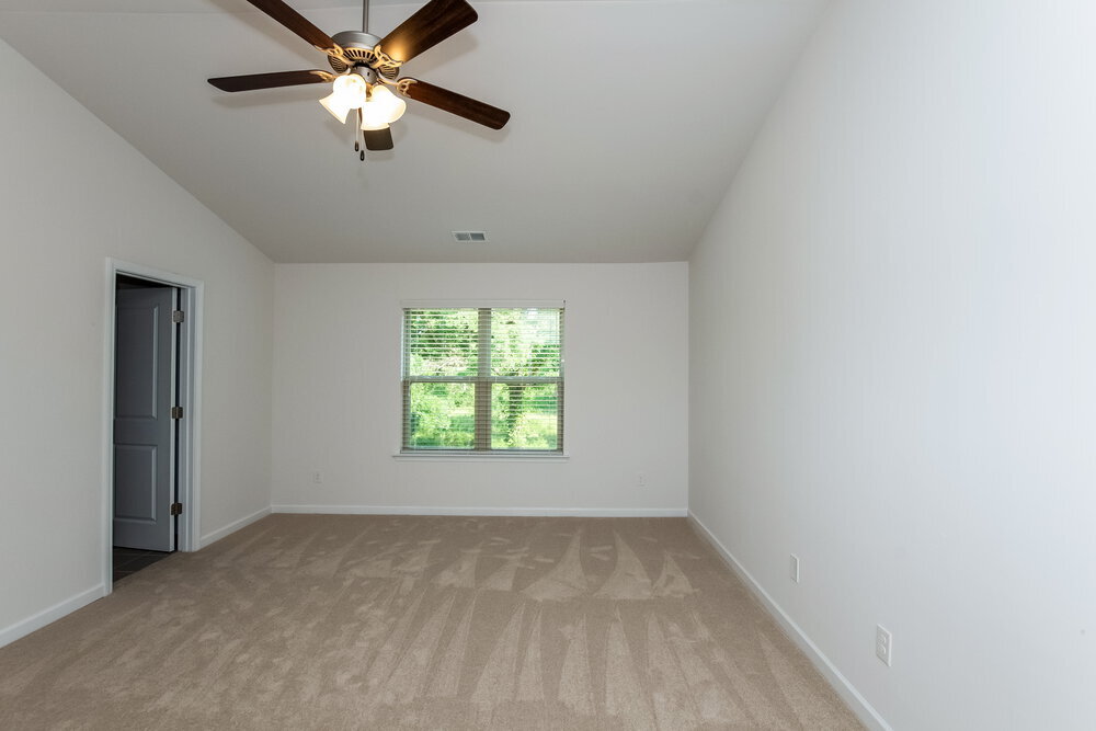Building Photo - 2100 Mingus Cabin Ln