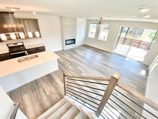 Building Photo - 837 Emerling Dr