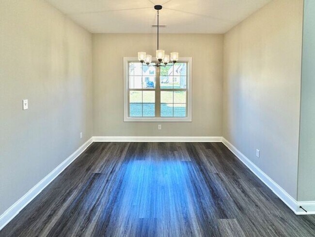 Building Photo - Unique 7 Modern Brand New 5BR home in Ston...
