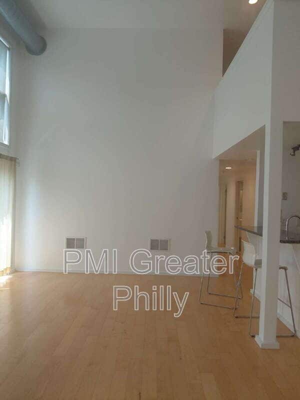Building Photo - 182 Gay St