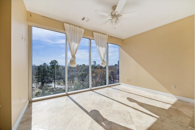 Building Photo - 2515 Washington Ave