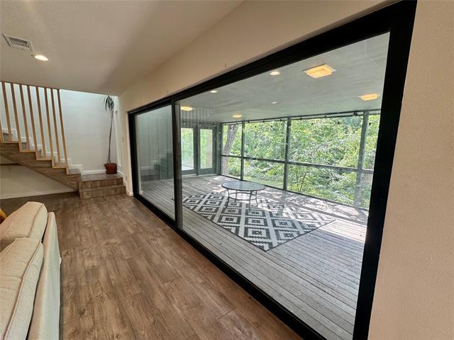 Building Photo - 211 Mill Creek Dr