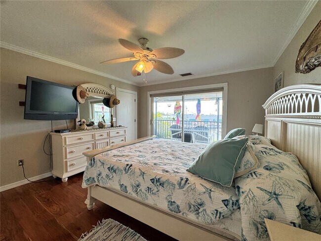 Building Photo - 10443 Waterbird Way