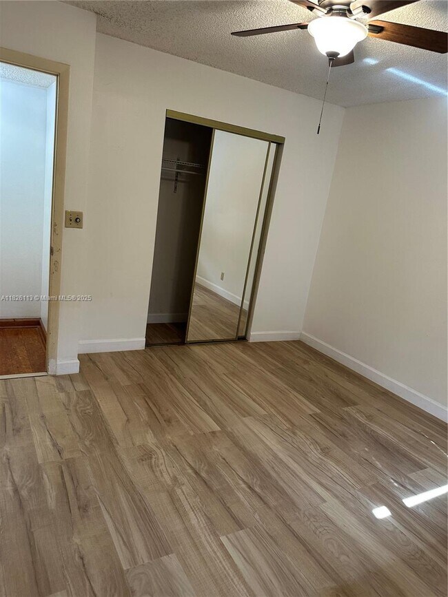 Building Photo - 6575 W Oakland Park Blvd
