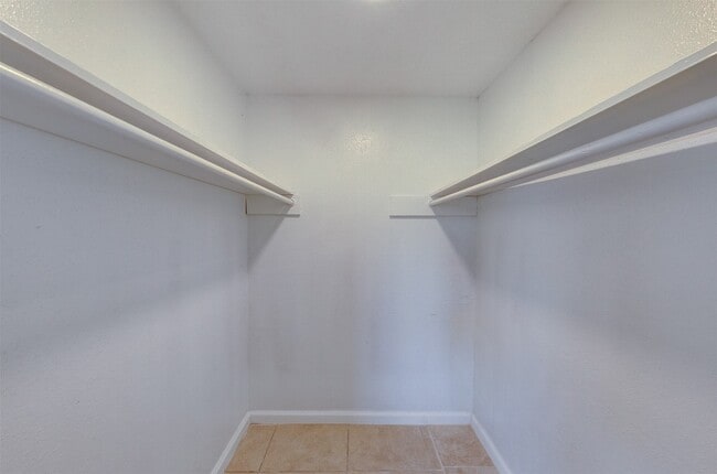 Building Photo - 16926 Manowar Ln