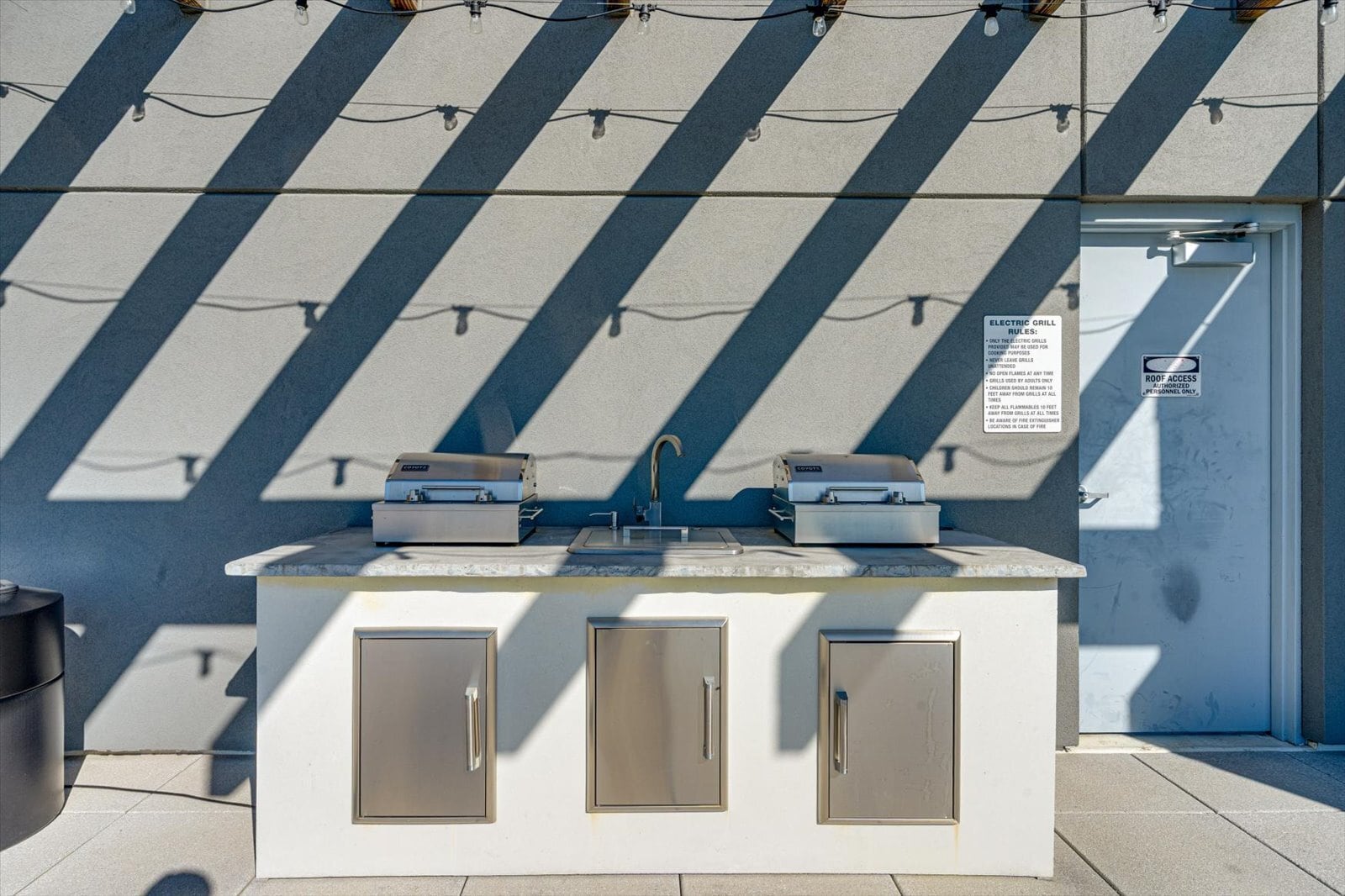 Building Photo - 411 Fairpoint St