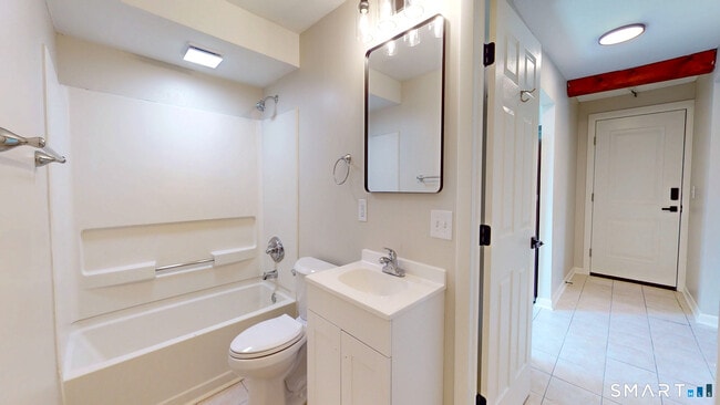 Building Photo - 12 Liberty St