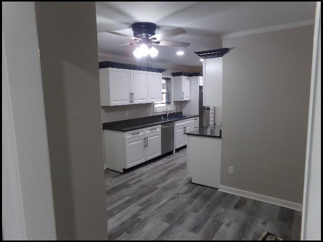 Building Photo - 11 Rosemont Dr