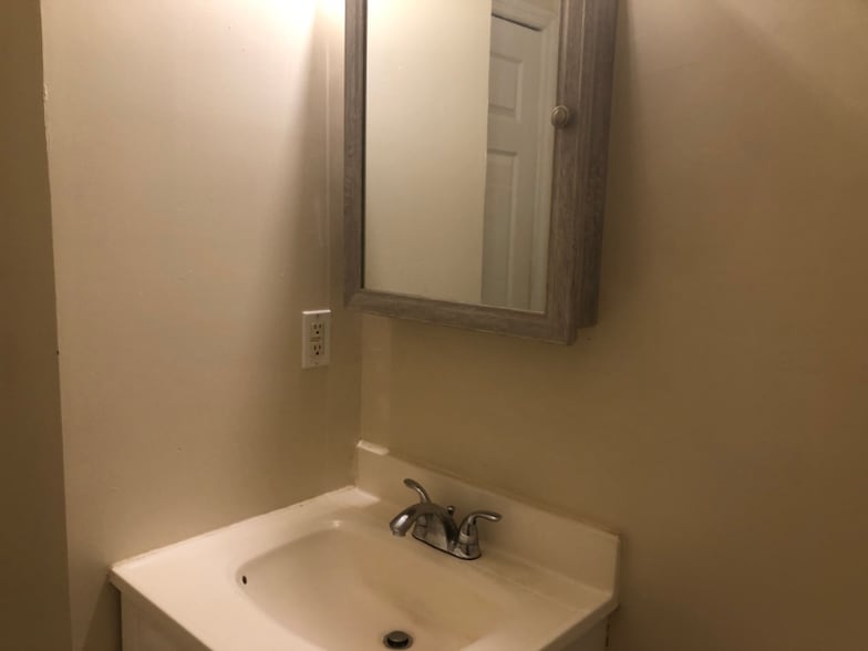 Building Photo - 5110 Palisade Ave