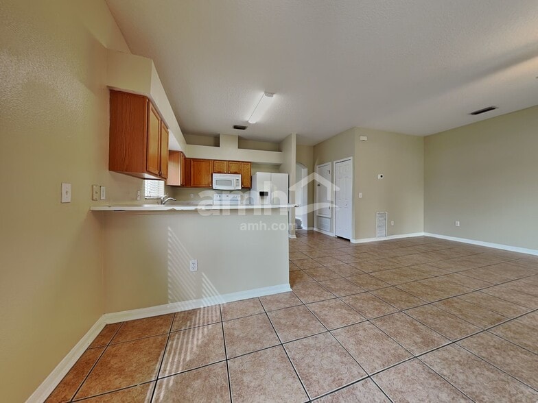 Building Photo - 25702 Aldus Dr