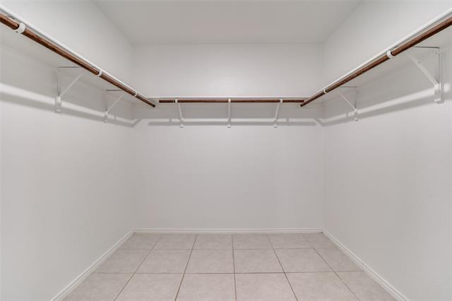 Building Photo - 2525 Russell St