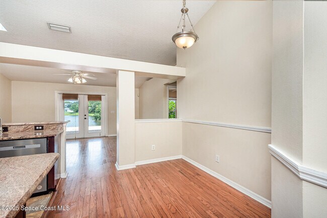 Building Photo - 4110 Bahama Ave